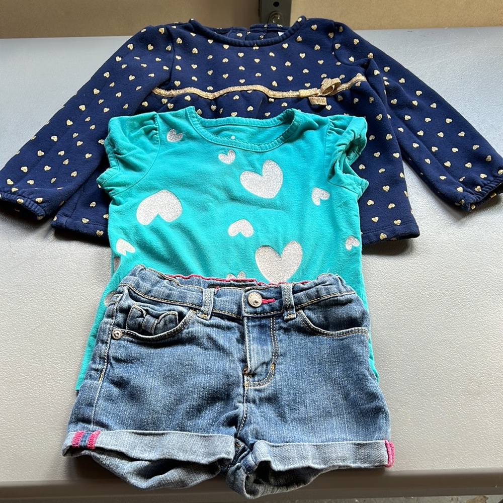 1) Dark blue toddler tout , Carter,r